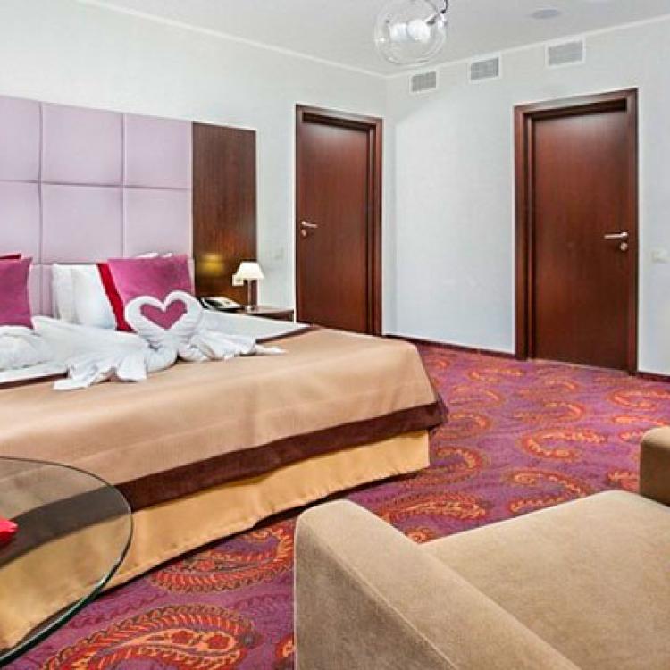 2 местный, 2 комнатный, люкс гостиничного комплекса Bridge resort в Сочи